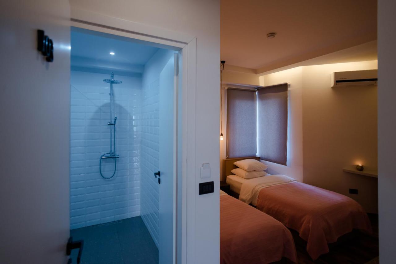 7Seven Hotel Korce Buitenkant foto