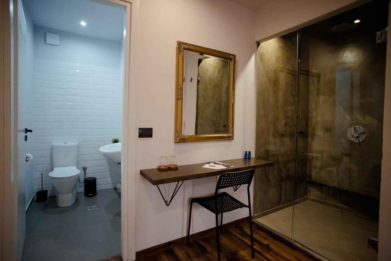 7Seven Hotel Korce Buitenkant foto