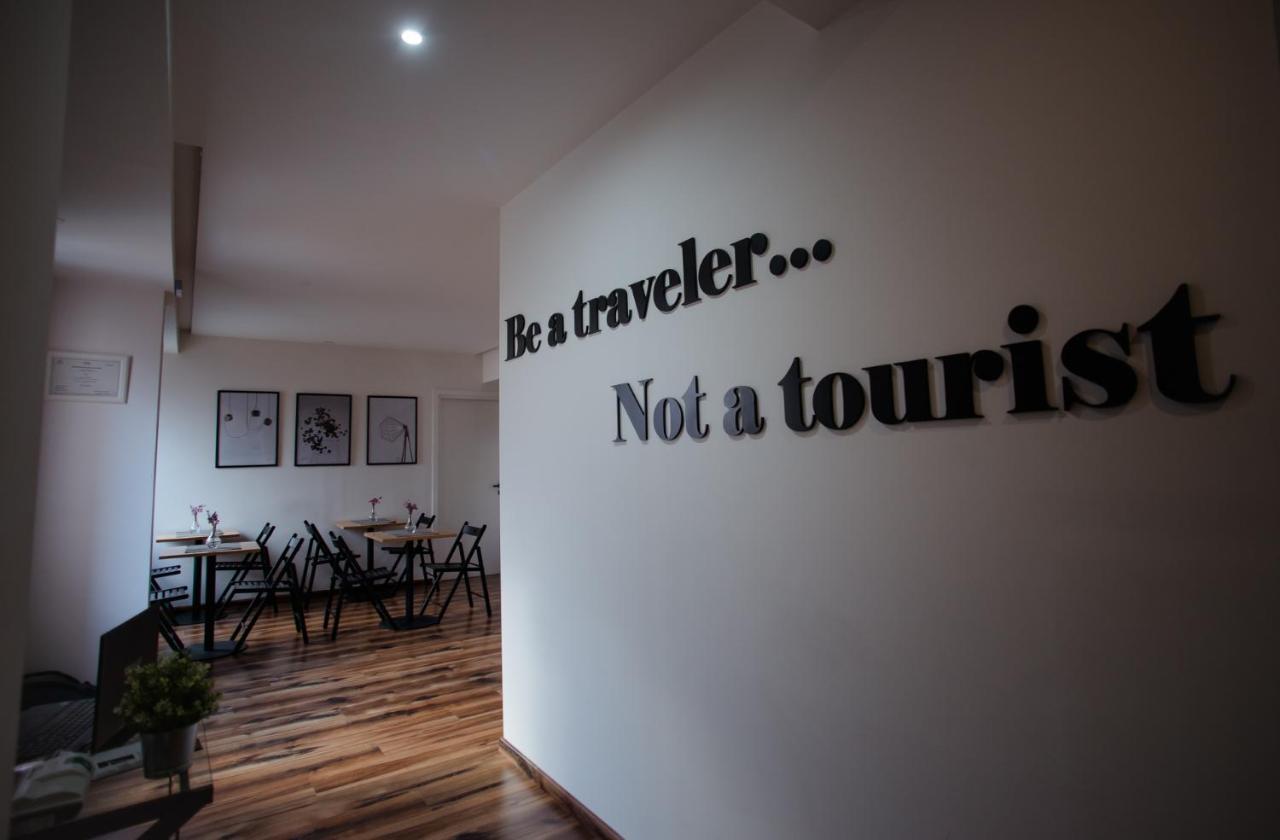 7Seven Hotel Korce Buitenkant foto